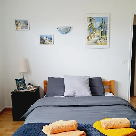 Le Cers, Spacieux Apartment *